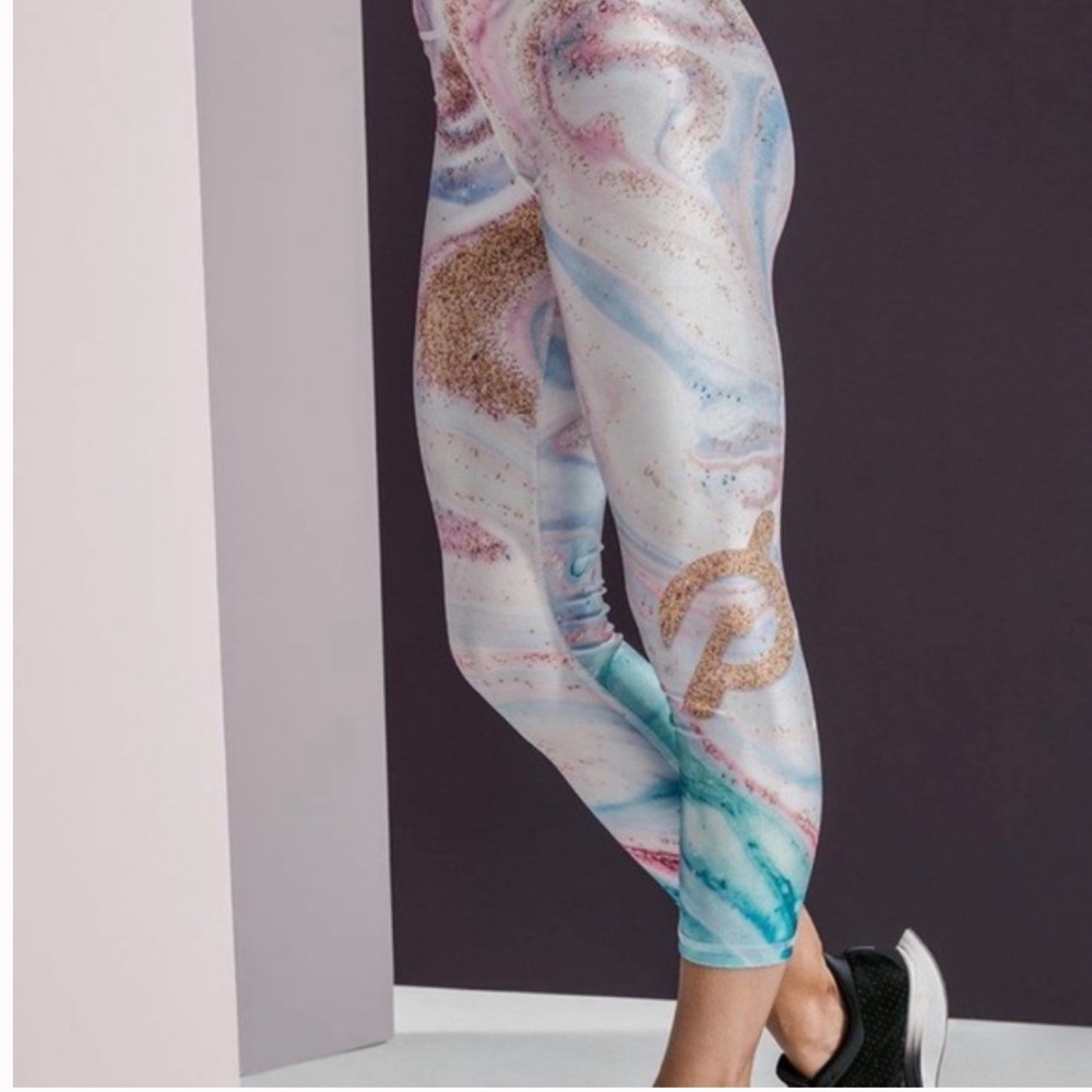 Terez X Peloton Golden Swirls Capri Leggings XS